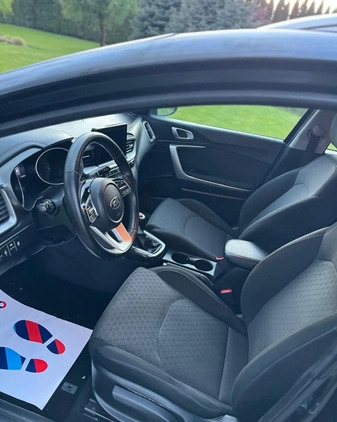 Kia Ceed cena 44900 przebieg: 210000, rok produkcji 2019 z Nowy Tomyśl małe 106